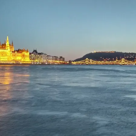 Onriver - Ms Maribelle 4* Budapest